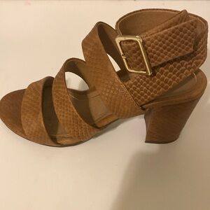 Vionic Blaire Suede Block heel sandals